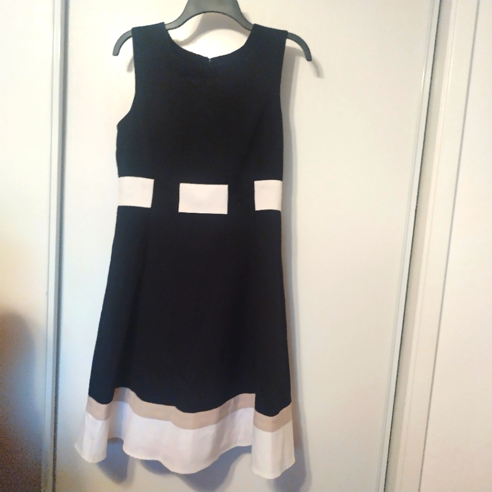 CALVIN KLEIN Black and White Dress size 8